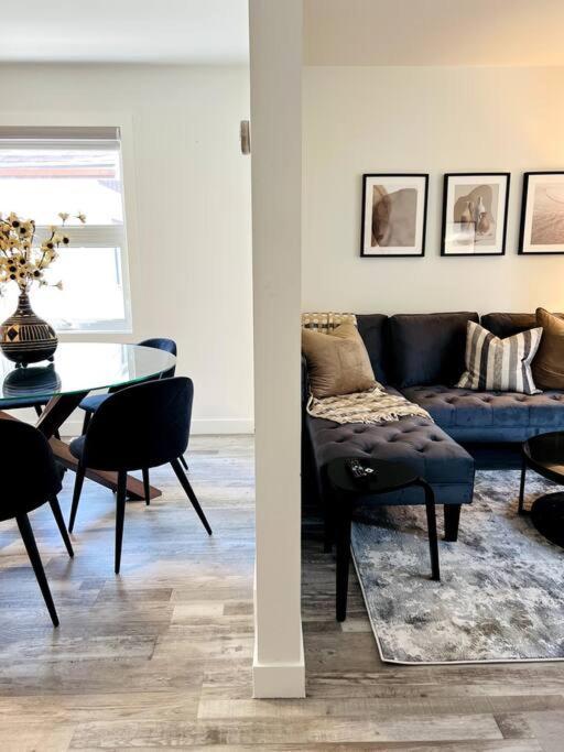 Vila Walking Distance To St Boniface, Easy Parking Winnipeg Exteriér fotografie