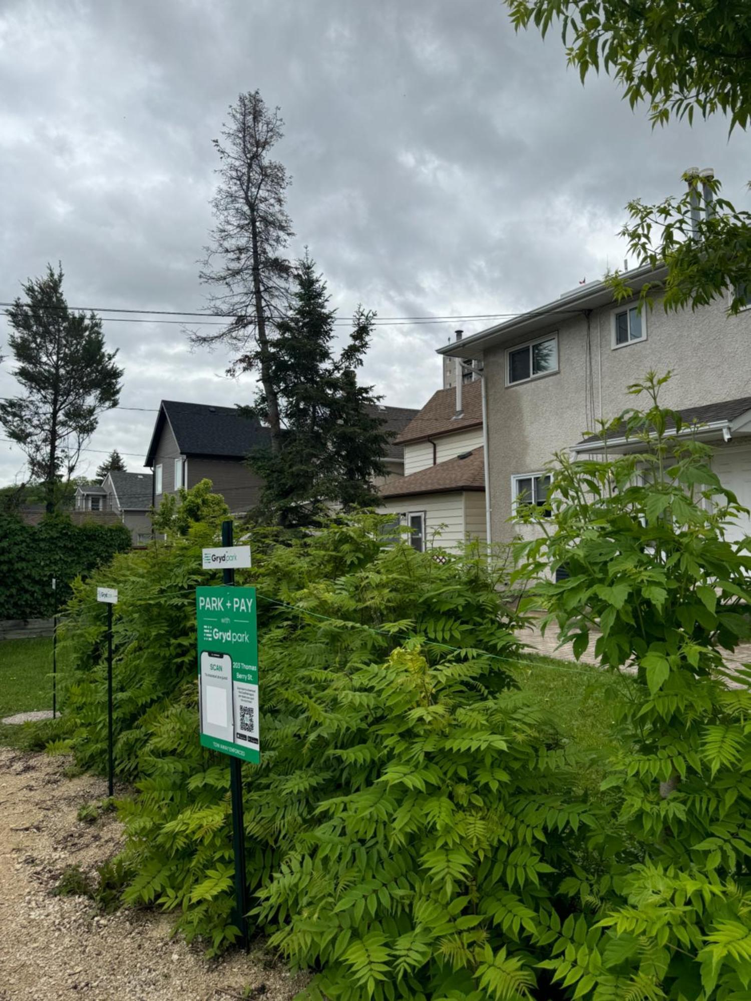 Vila Walking Distance To St Boniface, Easy Parking Winnipeg Exteriér fotografie